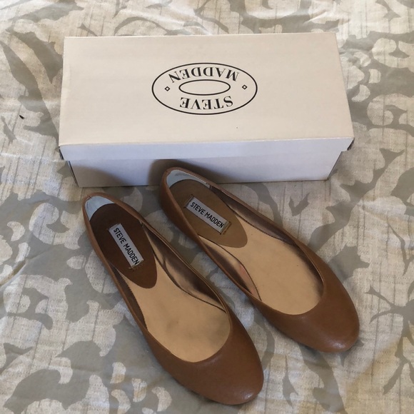 Steve Madden Leather Ballet Flats - Picture 2 of 4